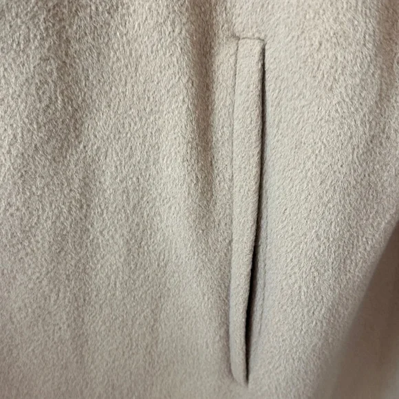 Vintage Kashmiracle Tan Coat with Faux Fur Collar - Picture 7 of 13